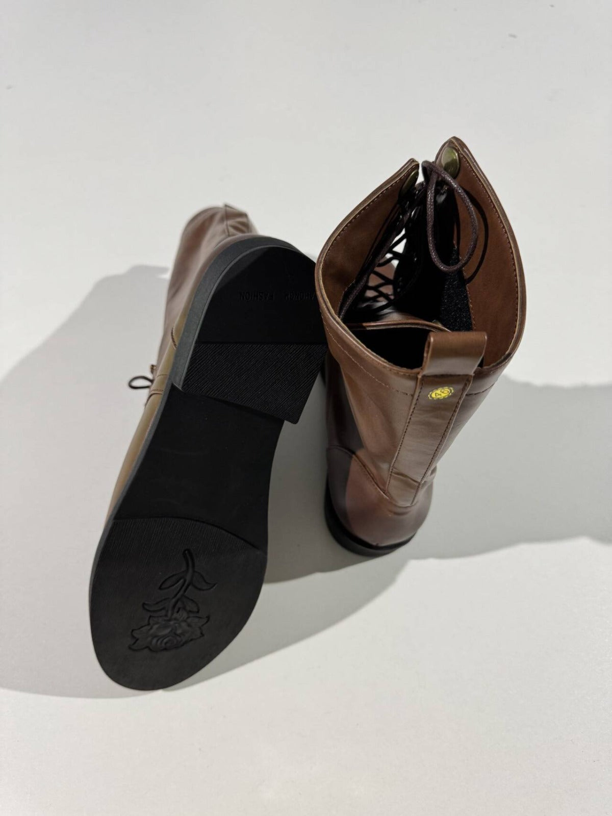 Lace-Up Ankle Boots for Women with Collapsible Cuff and Treaded Sole, Retro Inspired