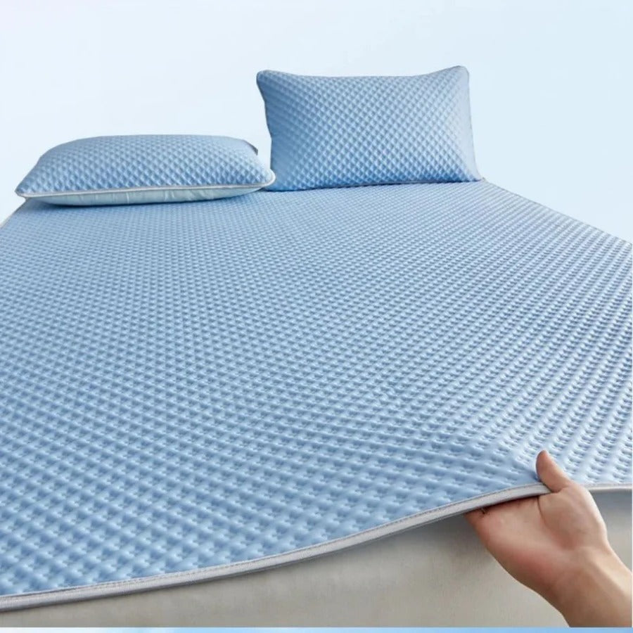 Lightweight Bedding Set for Warm Nights and Hot Sleepers