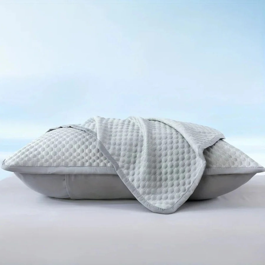 Lightweight Bedding Set for Warm Nights and Hot Sleepers