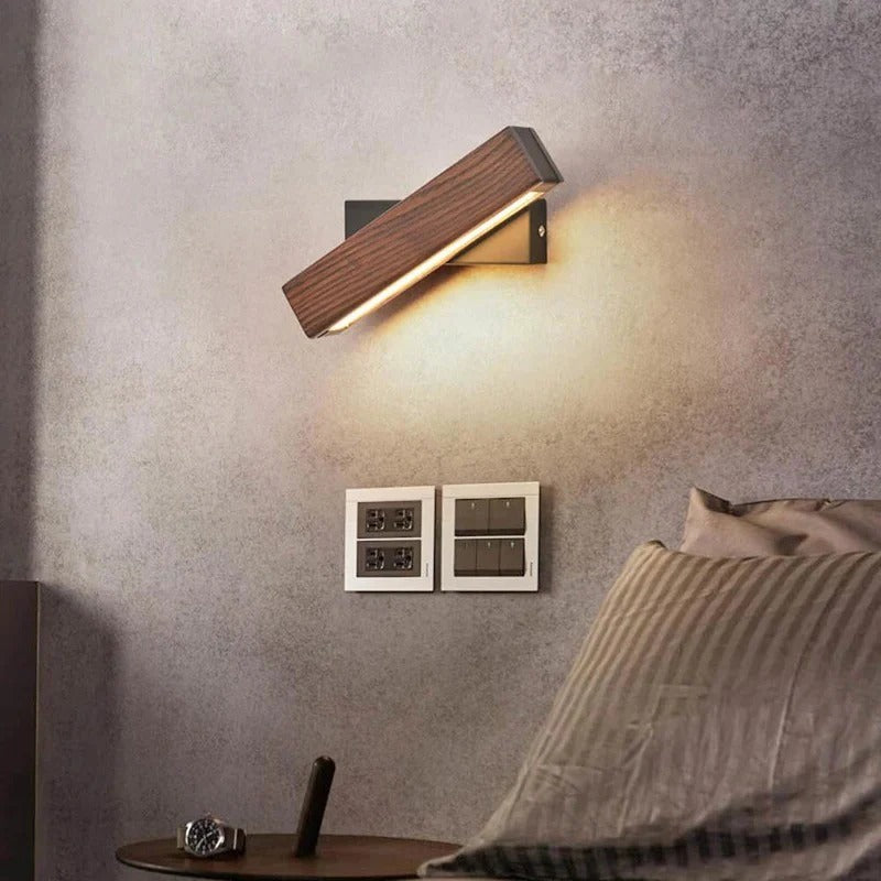 Rotatable Wall Lamp with Adjustable Arm