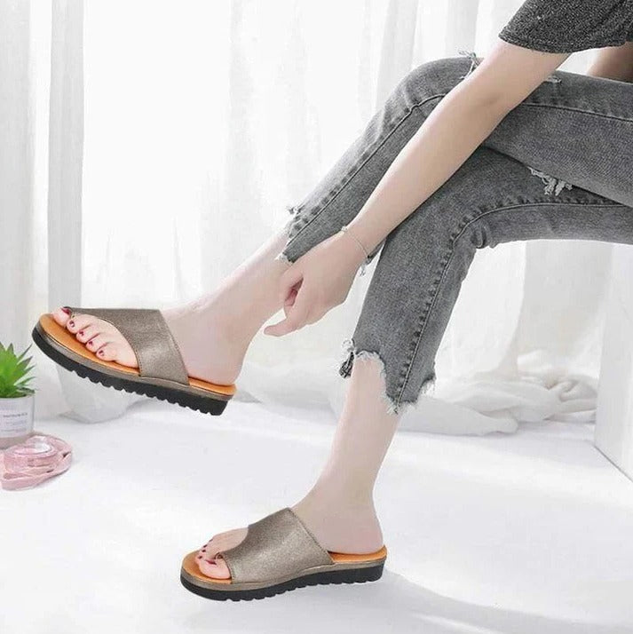 Suede Toe Loop Flat Sandals with Thick Platform Sole