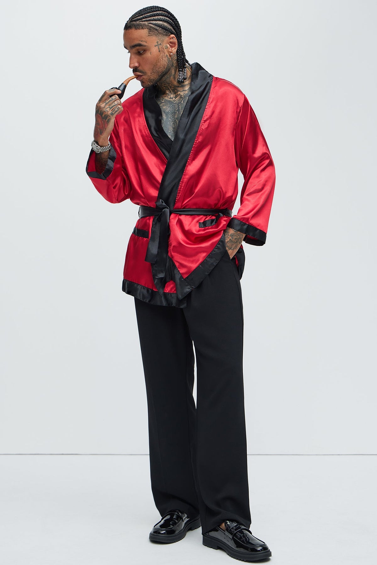 Classic Wrap Robe Costume Set with Pipe Prop for Men