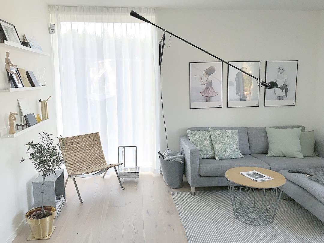 Adjustable Wall Lamp with Extended Arm and Rotating Shade, Cast Iron Counterweight