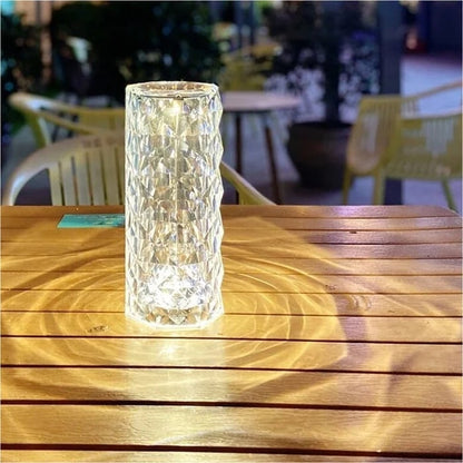 Kristall-Tischlampe mit 3D-Diamant-Effekt und RGB-Licht -    Zorenza