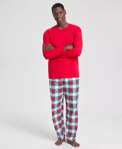 Roomy Plaid Pajama Set with Crew Neck Top and Drawstring Pants in Cotton Blend