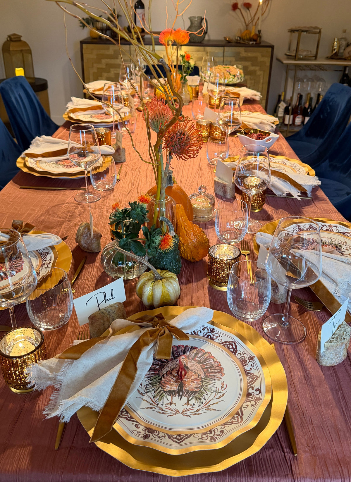Disposable Paper Plates with Turkey and Pumpkin Design for Thanksgiving Dining