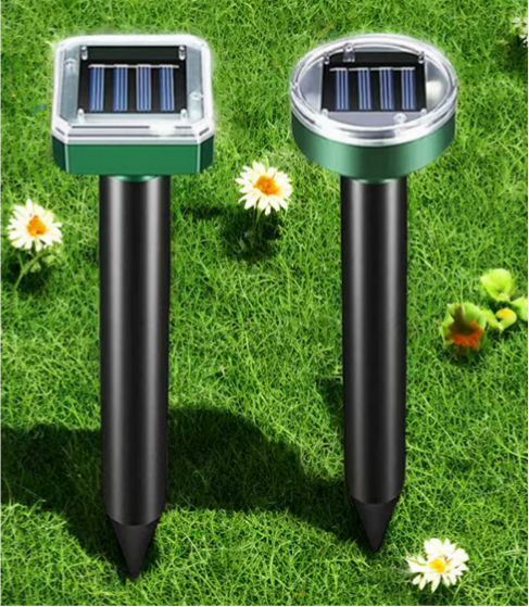 Solar Ultrasonic Rodent Repeller with Variable Frequency Sound and Auto Day-Night Mode