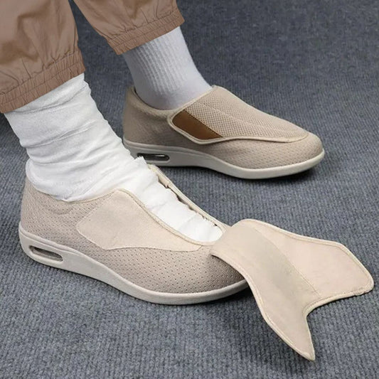 Wide Diabetic Shoes for Swollen Feet