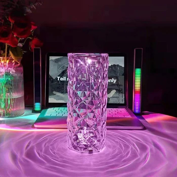 Kristall-Tischlampe mit 3D-Diamant-Effekt und RGB-Licht -    Zorenza