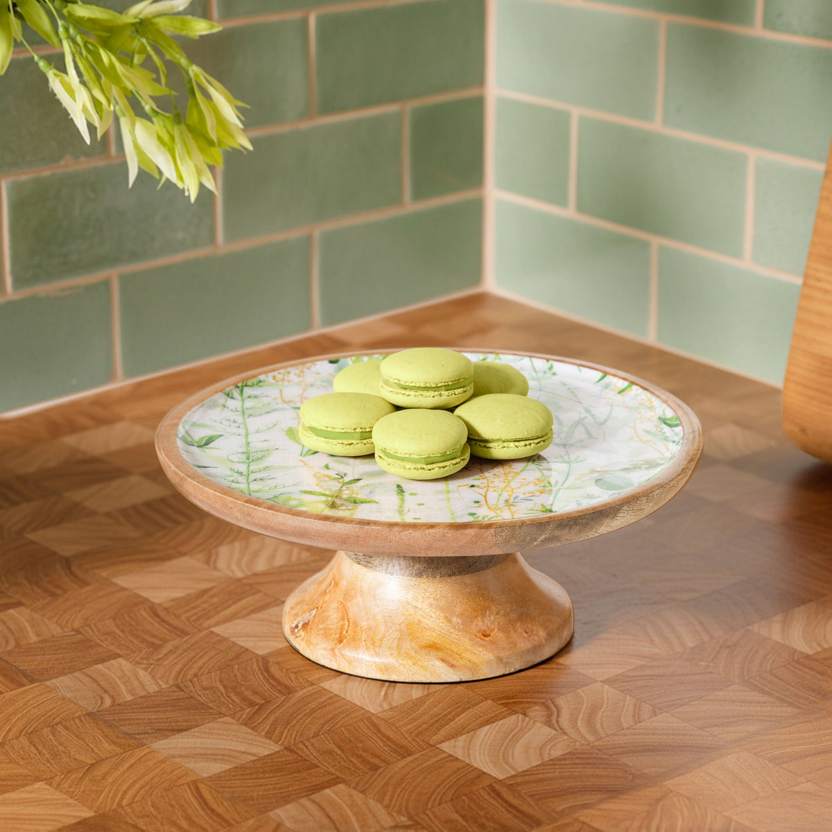 Round Cake Stand with Elevated Display Platform for Desserts and Pastries