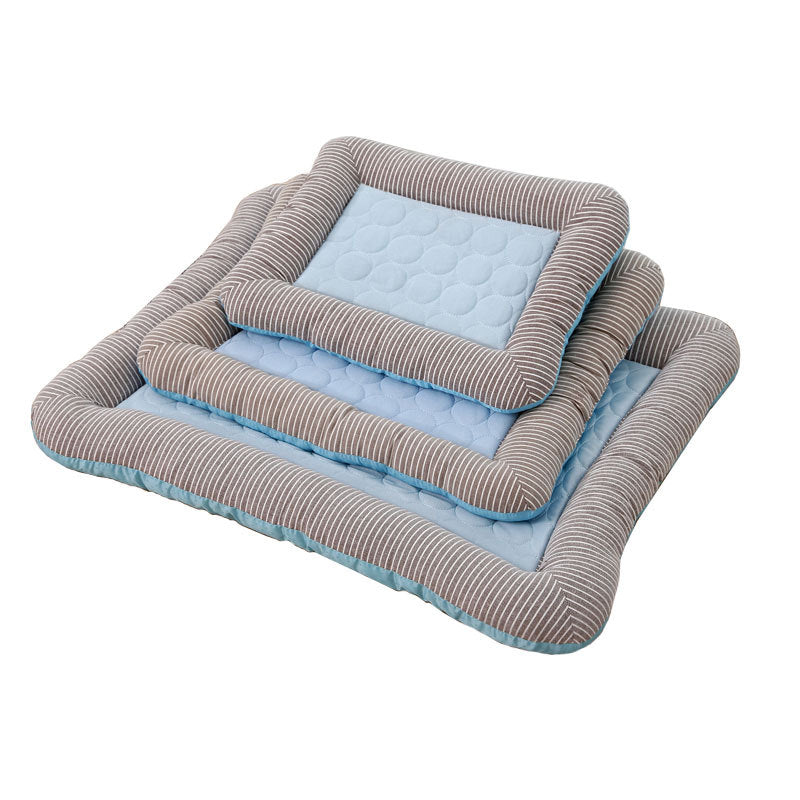 Pet Cooling Mat with Breathable Ice Silk Surface and Edge Stitching for Dogs and Cats