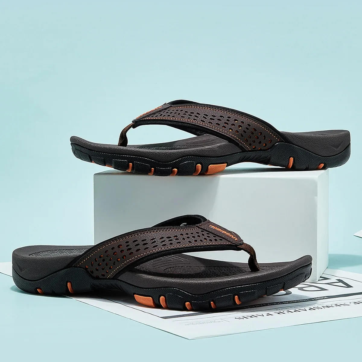 Mens Athletic Flip Flops with Arch Support and Nonslip Rubber Sole