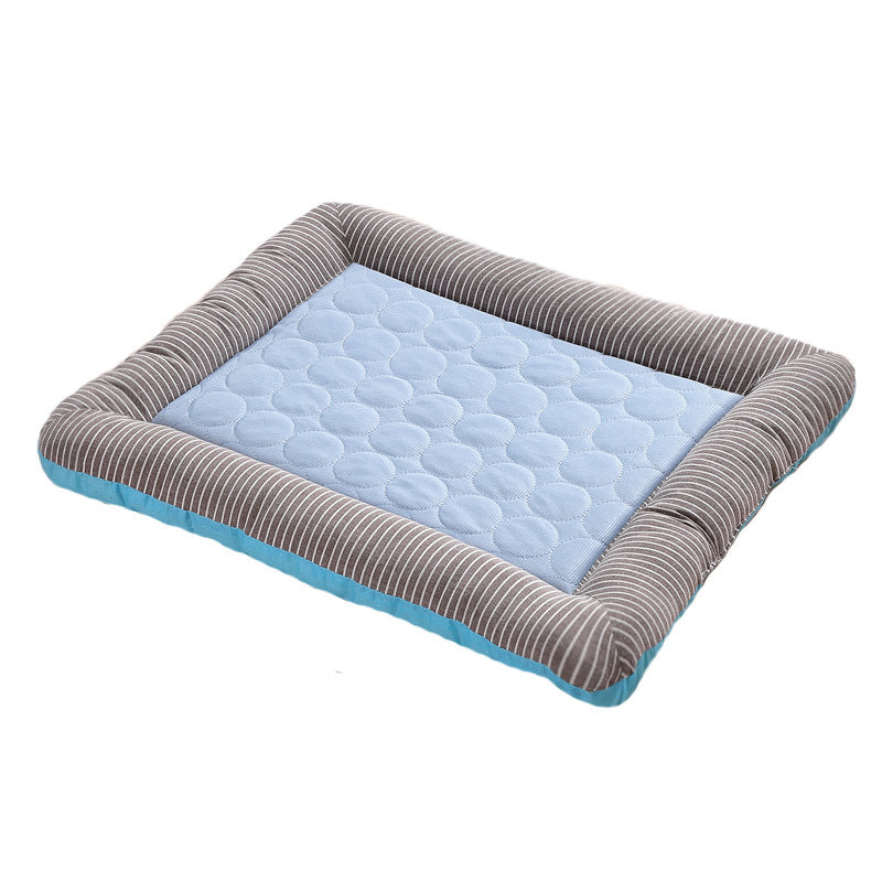 Pet Cooling Mat with Breathable Ice Silk Surface and Edge Stitching for Dogs and Cats