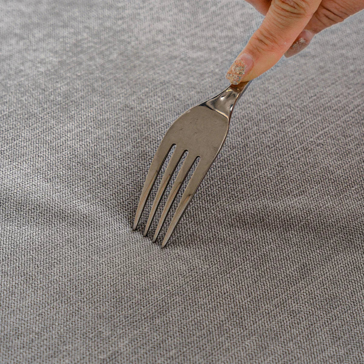 Pet-Protective Sofa Cover with Scratch-Resistant Fabric and Machine Washable