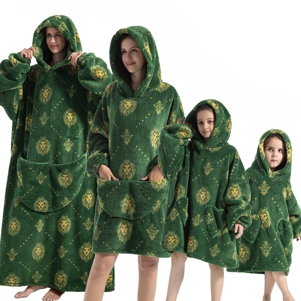 Oversized Hoodie Blanket with Pumpkin Pattern and Fleece Flannel Fabric, Unisex