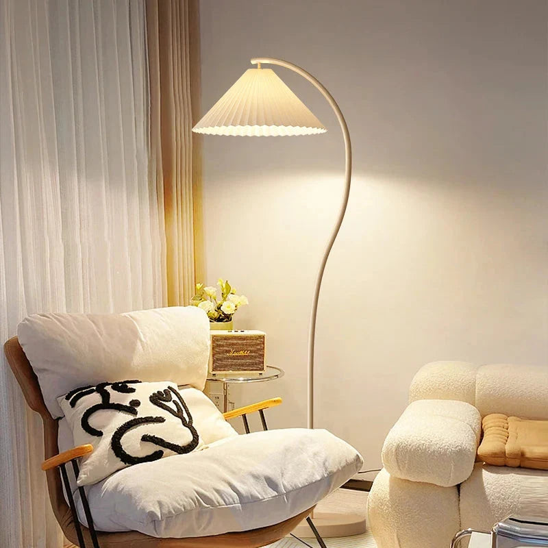 Bogenlampe mit Plissee-Schirm für Wohnzimmer -    Zorenza