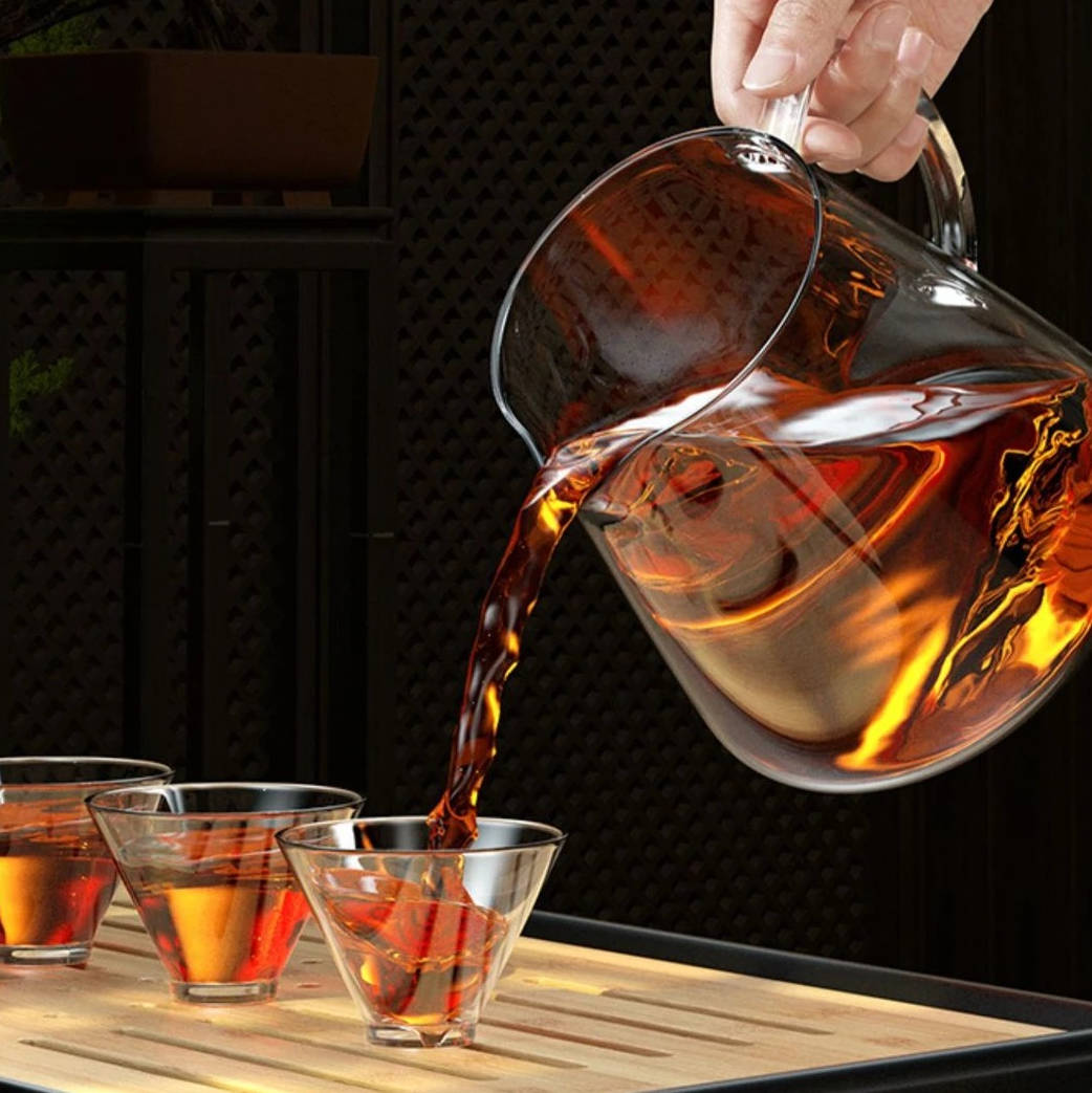 Loose Leaf Tea Brewer with Stainless Steel Mesh Infuser and Borosilicate Glass, 45.6oz