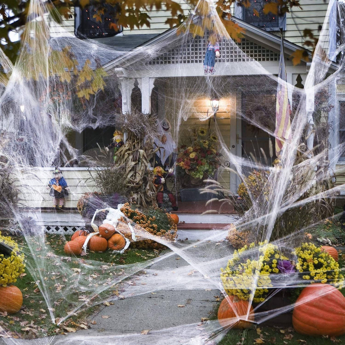 1400 SQFT Halloween Spider Webs, Super Stretchy Cobwebs with 150 Fake Spiders for Indoor and Outdoor Halloween Decor