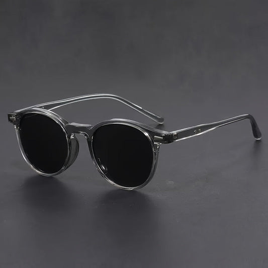 Round Tortoiseshell Sunglasses with Polycarbonate Frame and Full Frame Design