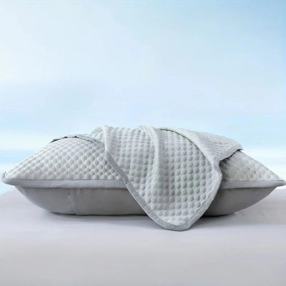 Lightweight Bedding Set for Warm Nights and Hot Sleepers