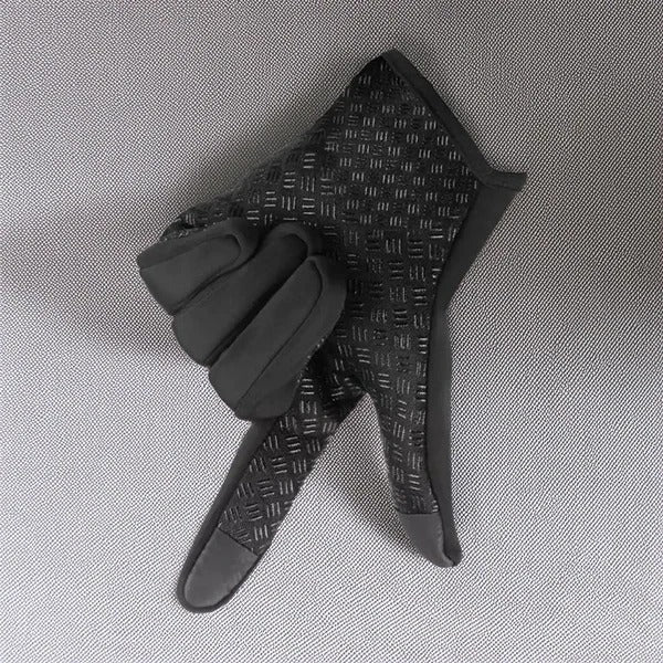 Insulated Thermal Gloves with Three-Layer Design