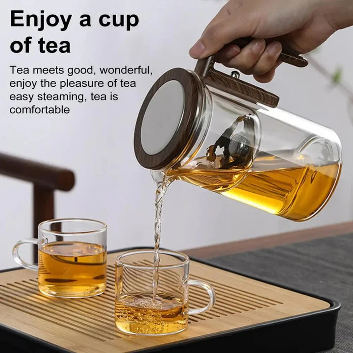 Glass Teapot with Water Separation Feature for Tea Brewing