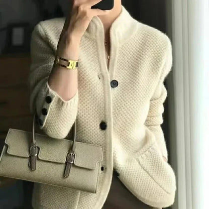 Heavy Wool Sweater Jacket for Winter and Warmth