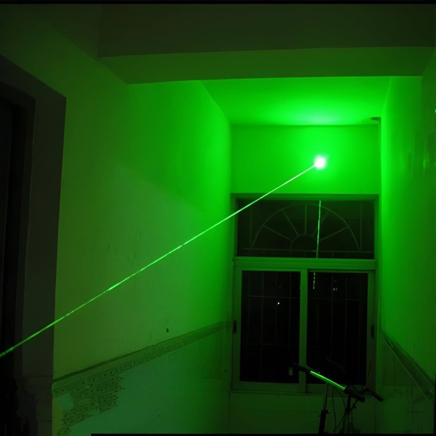 Green Laser Pointer Durable for Classroom and Pet Toy