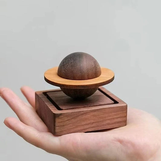 Mini Personal Scent Diffuser with Waterless Operation and No Essential Oil Necessity