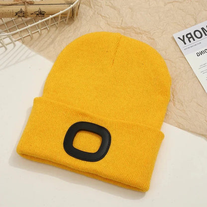Rechargeable LED Beanie Hat for Winter with Integrated Illumination and Warm Knitted Protection
