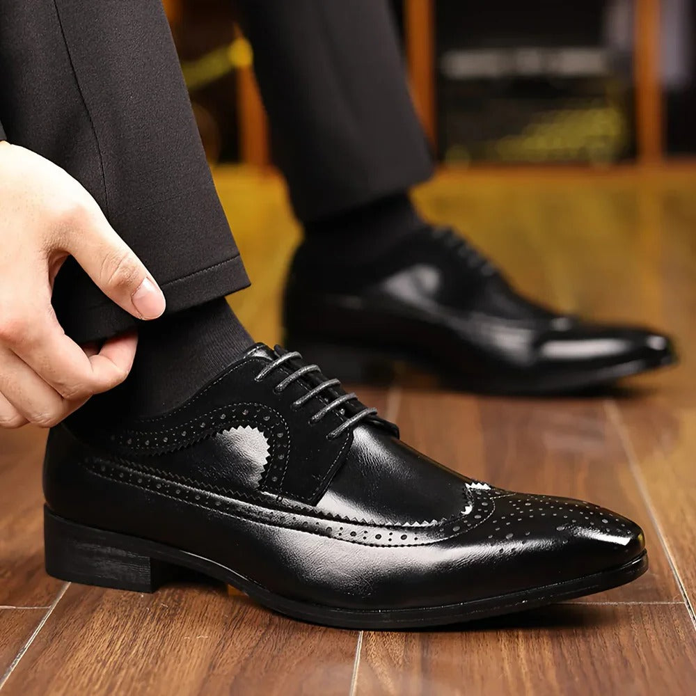 Men's Wingtip Oxford Shoes with Glossy Finish