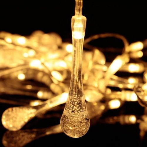 Outdoor Solar String Lights with 20 Bulbs and 8 Lighting Modes for Patio and Garden