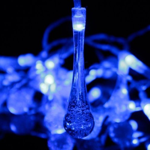 Outdoor Solar String Lights with 20 Bulbs and 8 Lighting Modes for Patio and Garden
