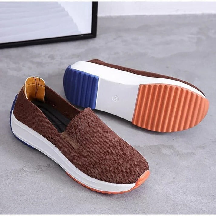 Women's Textured Knit Slip-On Sneakers with Colorblock Platform Sole