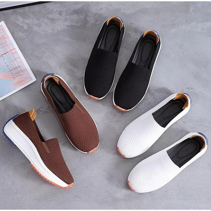 Women's Textured Knit Slip-On Sneakers with Colorblock Platform Sole
