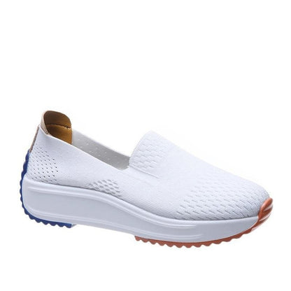 Women's Textured Knit Slip-On Sneakers with Colorblock Platform Sole