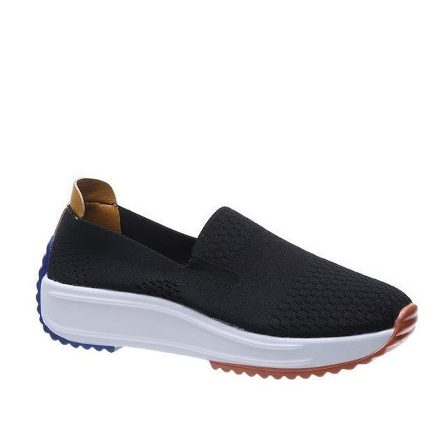 Women's Textured Knit Slip-On Sneakers with Colorblock Platform Sole