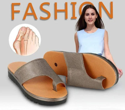 Suede Toe Loop Flat Sandals with Thick Platform Sole