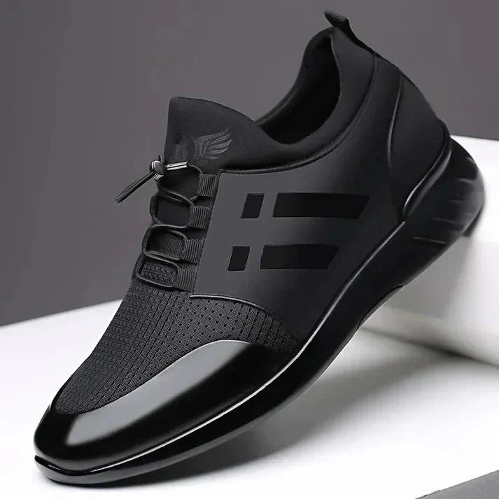 Sneakers with Cushioned Footbed and Grip Sole