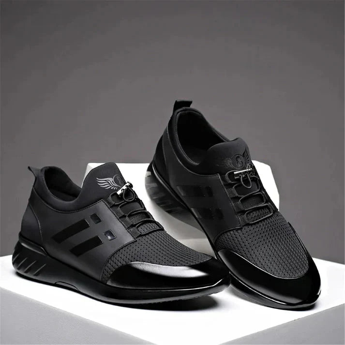Sneakers with Cushioned Footbed and Grip Sole